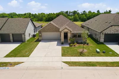3407 Copperwood Drive, McKinney, TX 75071 - Photo 3