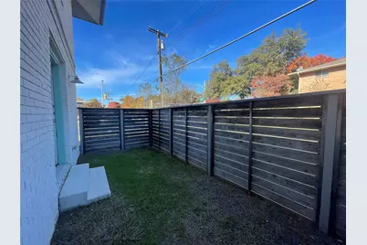5520 Gaston Avenue #109, Dallas, TX 75214 - Photo 9