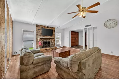 2705 Treeview Drive, Arlington, TX 76016 - Photo 9