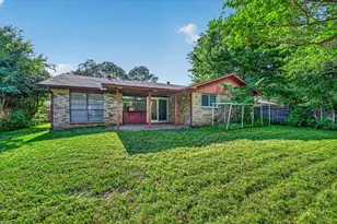 2705 Treeview Dr, Arlington, TX 76016 - Photo 27
