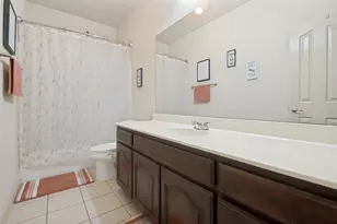 5836 Summerwood Dr, Grand Prairie, TX 75052 - Photo 21