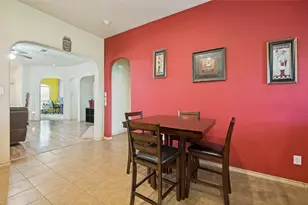 5836 Summerwood Dr, Grand Prairie, TX 75052 - Photo 9