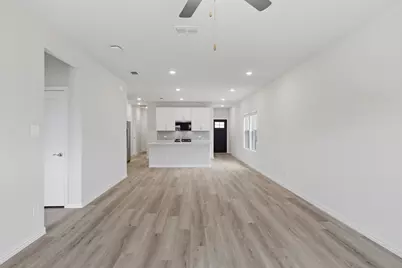 501 Green Gables Drive, McKinney, TX 75071 - Photo 13