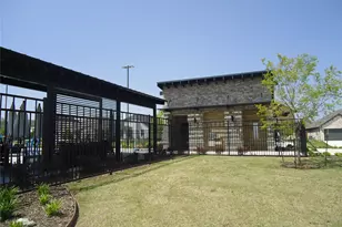 501 Green Gables Dr, McKinney, TX 75071 - Photo 25