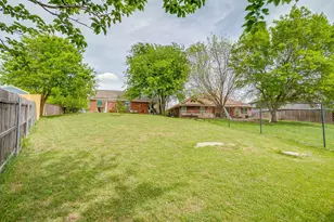 7104 Summerset Dr, Benbrook, TX 76126 - Photo 39