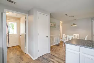 7104 Summerset Dr, Benbrook, TX 76126 - Photo 13