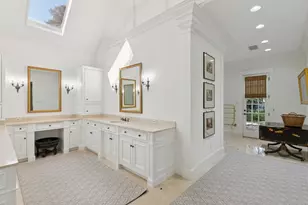 9941 Strait Ln, Dallas, TX 75220 - Photo 15