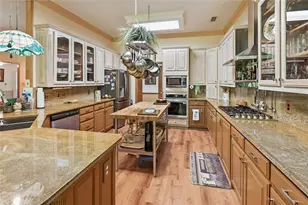 6008 Nutcracker Dr, Granbury, TX 76049 - Photo 15