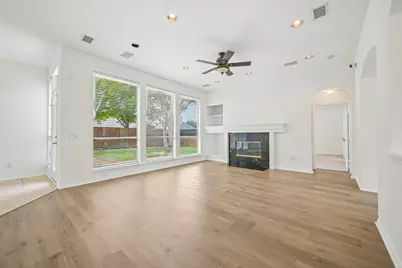 10805 Briar Brook Lane, Frisco, TX 75033 - Photo 9