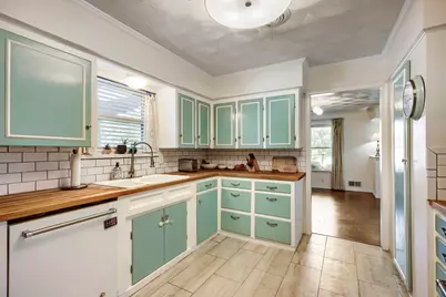 1125 Wildwood Lane, Richardson, TX 75080 - Photo 11