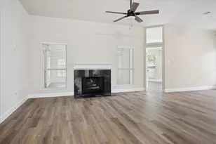 7205 Elm Wood Dr, North Richland Hills, TX 76182 - Photo 5