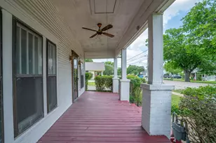 604 S Pearl St, Trenton, TX 75490 - Photo 33