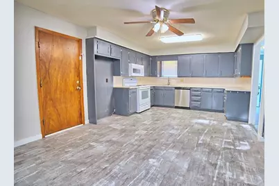 933 N Main Street, Muenster, TX 76252 - Photo 3