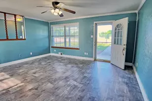 933 N Main St, Muenster, TX 76252 - Photo 7