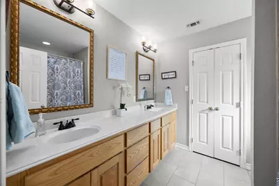 3928 Country Meadows Circle, Granbury, TX 76049 - Photo 11