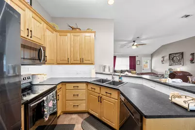 3928 Country Meadows Circle, Granbury, TX 76049 - Photo 7