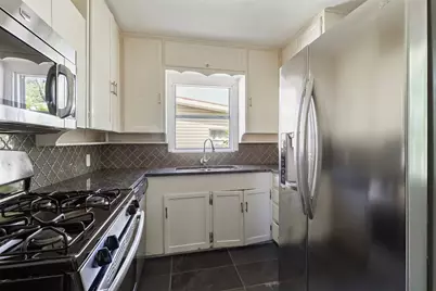 1513 Davis Boulevard, Garland, TX 75042 - Photo 11