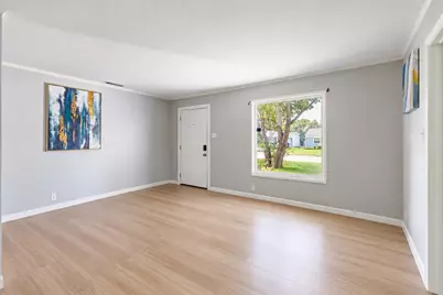 1513 Davis Boulevard, Garland, TX 75042 - Photo 13