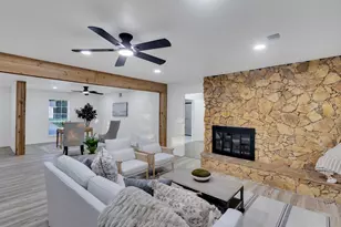 4220 Dawn Dr, Benbrook, TX 76116 - Photo 3