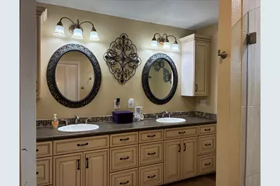 105 Elm Drive, Oak Leaf, TX 75154 - Photo 37