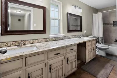 105 Elm Drive, Oak Leaf, TX 75154 - Photo 25