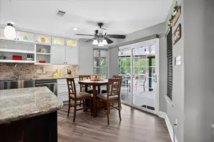 105 Elm Dr, Oak Leaf, TX 75154 - Photo 11