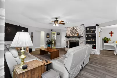 105 Elm Drive, Oak Leaf, TX 75154 - Photo 15
