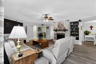 105 Elm Dr, Oak Leaf, TX 75154 - Photo 15