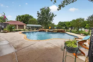 105 Elm Dr, Oak Leaf, TX 75154 - Photo 35