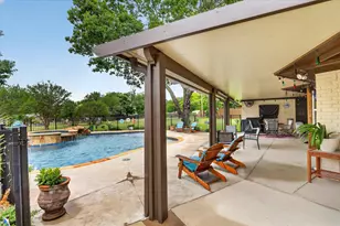 105 Elm Dr, Oak Leaf, TX 75154 - Photo 33