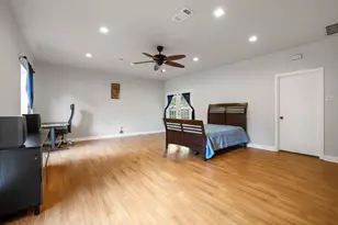 813 S Andrews St, Sherman, TX 75090 - Photo 15