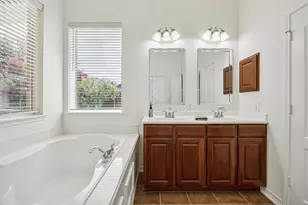 8665 Marion Dr, Frisco, TX 75036 - Photo 13