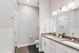 3351 Canada Dr, Dallas, TX 75212 - Photo 11