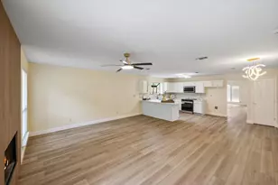 7009 Bentley Ave, Fort Worth, TX 76137 - Photo 15