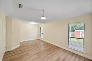 7009 Bentley Ave, Fort Worth, TX 76137 - Photo 17
