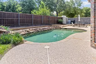 6315 Fannin Dr, Arlington, TX 76001 - Photo 27