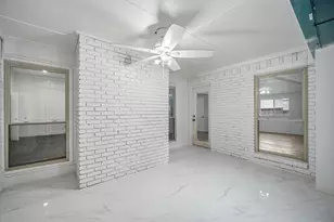 2705 Timberleaf Dr, Carrollton, TX 75006 - Photo 9