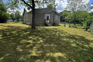 210 Kean, Ladonia, TX 75449 - Photo 3