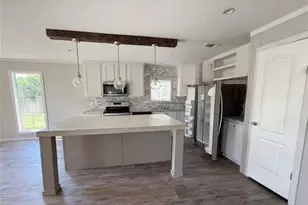 1717 Gale Dr, Pelican Bay, TX 76020 - Photo 9