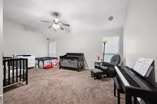 1108 Daventry Dr, Glenn Heights, TX 75154 - Photo 9