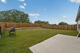 2820 Pecan Pk Dr, Denton, TX 76208 - Photo 23