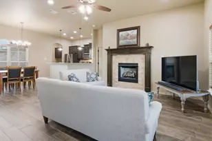 3306 Arrow Creek Dr, Granbury, TX 76049 - Photo 5