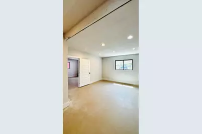 2726 W Mockingbird Lane, Dallas, TX 75235 - Photo 3