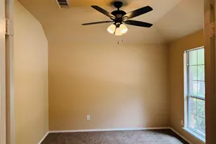 11956 Kingsville Dr, Frisco, TX 75035 - Photo 3