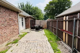 11956 Kingsville Dr, Frisco, TX 75035 - Photo 19