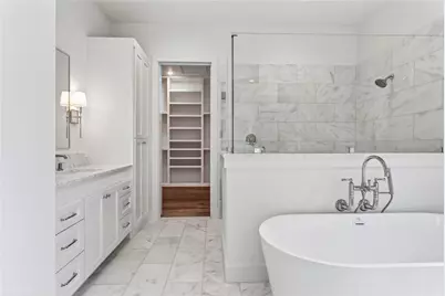 8629 Lockhaven Drive, Dallas, TX 75238 - Photo 19