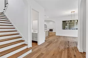 8629 Lockhaven Dr, Dallas, TX 75238 - Photo 5