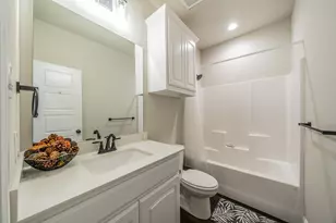1057 Nighthawk Trl, Alvarado, TX 76009 - Photo 17