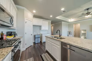 1057 Nighthawk Trl, Alvarado, TX 76009 - Photo 9