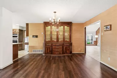 3001 S Country Club Road, Garland, TX 75043 - Photo 11